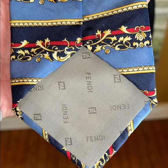 Men's Fendi Blue Patterned Silk Tie - Picture 3 of 3